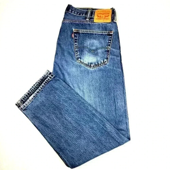Levi's 505 Regular Fit Mens Denim Jeans 40x32 Straight Leg Classic Zip Fly Blue - Picture 1 of 16
